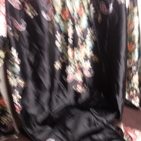 Dress - Picture 5 of 8